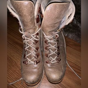 Sorel womens boots - leather